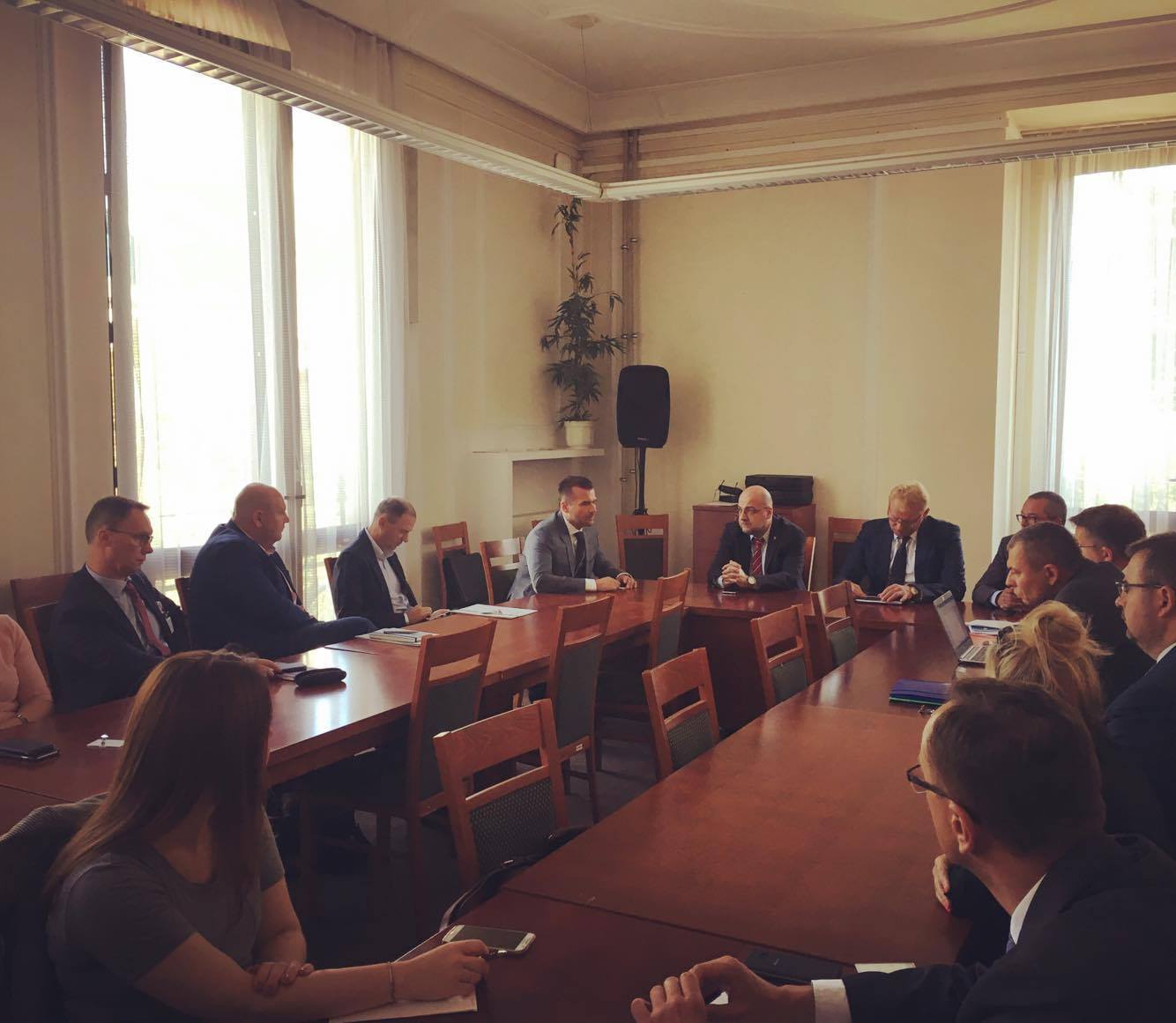 W Ministerstwie Finansów o sytuacji w branży elektronicznej