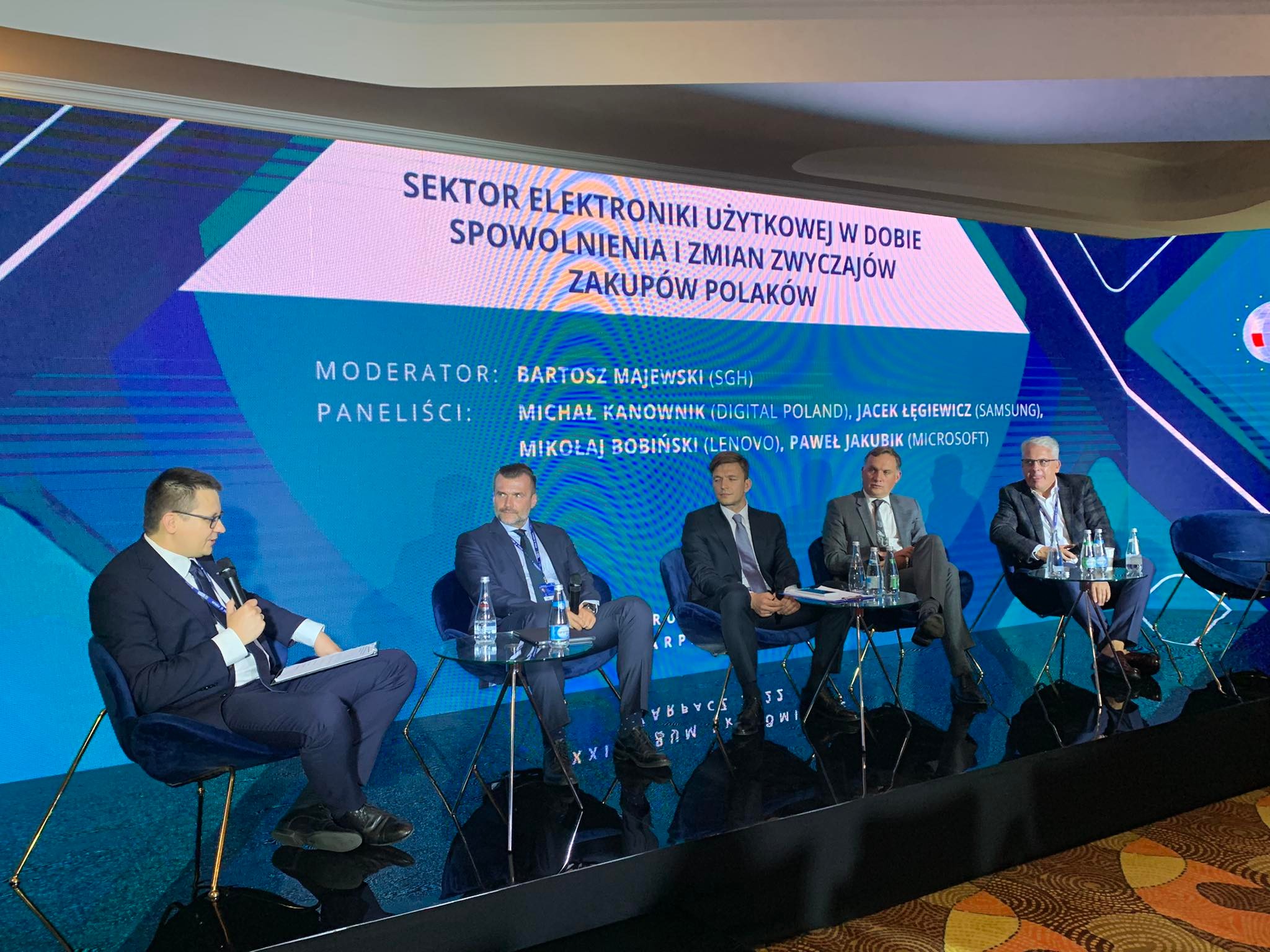 Forum Ekonomiczne w Karpaczu: polski sektor elektroniki zachowuje optymizm mimo wielu niewiadomych