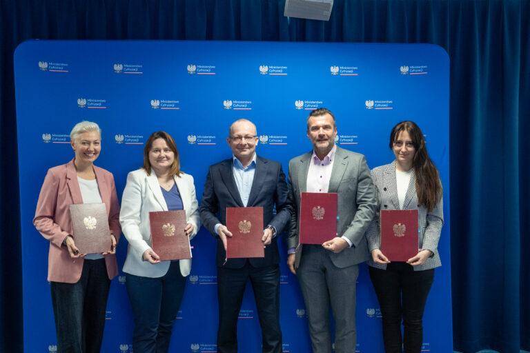 Cyfrowa Polska partnerem projektu Ministerstwa Cyfryzacji – PW eSkills